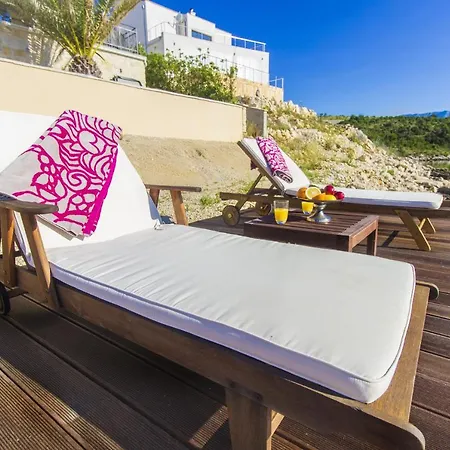 Cama Posedarje