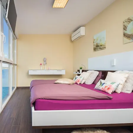 Cama * Posedarje